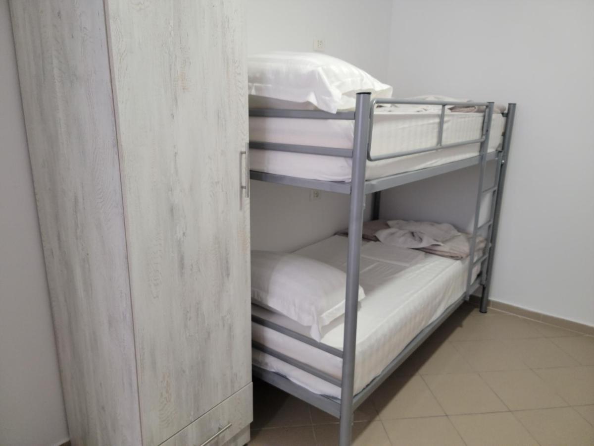 Hostel K13 ซารานเดอ ภายนอก รูปภาพ
