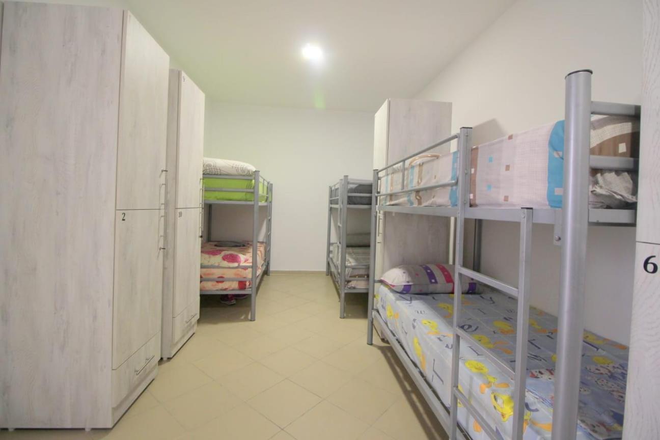 Hostel K13 ซารานเดอ ภายนอก รูปภาพ